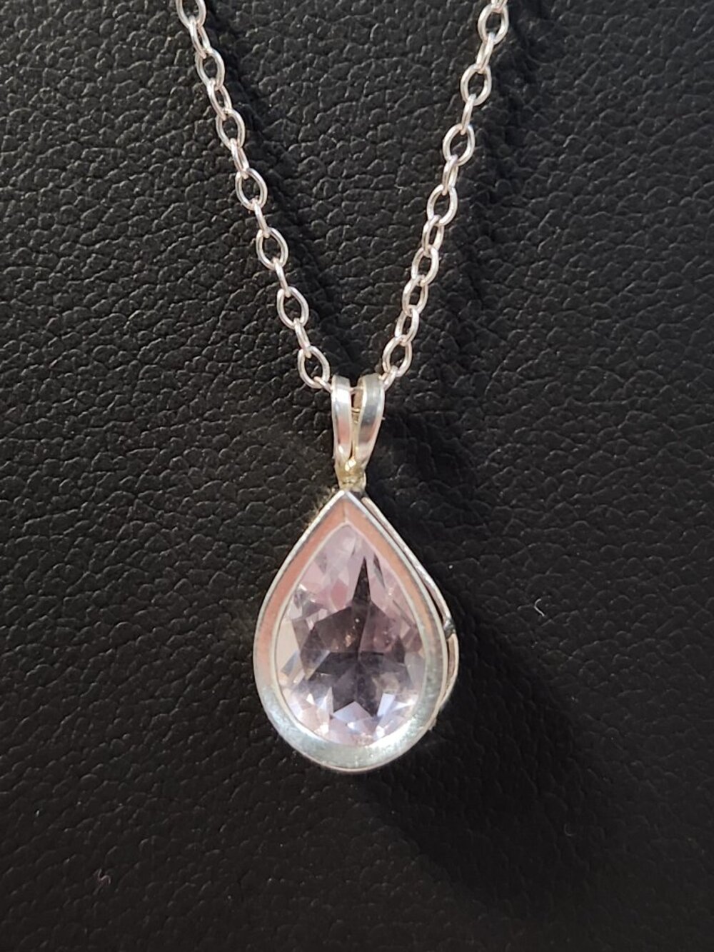 VTG 925 ITALY Sterling Silver Rose de France Amethyst Pear Pendant Necklace 18in